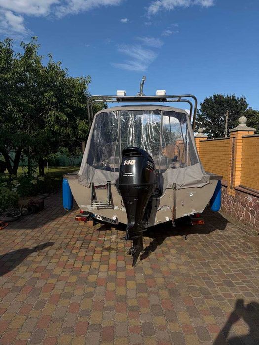 Продам Tracker Targa 17, 2001 рік + Suzuki 140 к.с.