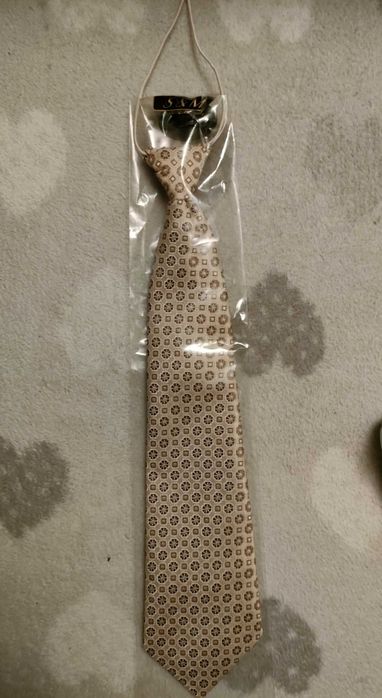 Krawat męski stan bardzo dobry