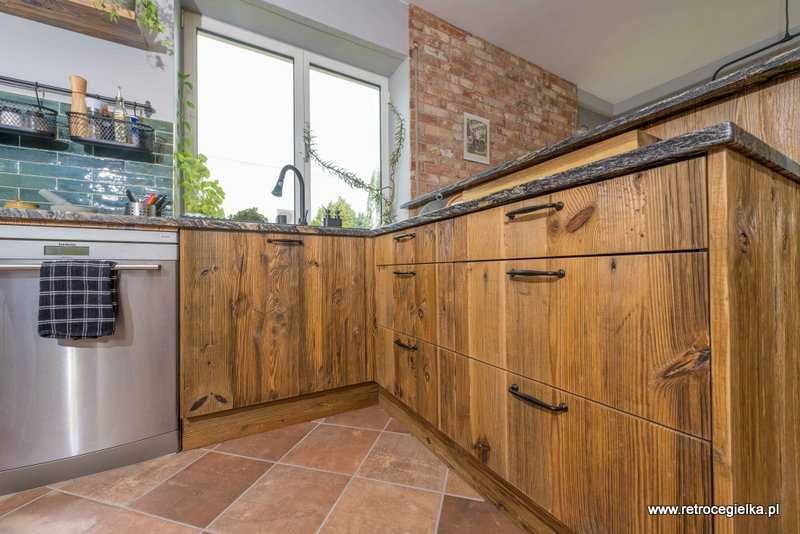 Fronty kuchenne ze starego drewna – usłojenie równoległe