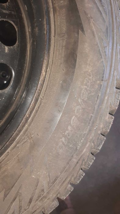 КОЛЕСА зимние в сборе 185/65 R15 NEXEN , Шипованные пр-во КОРЕЯ.