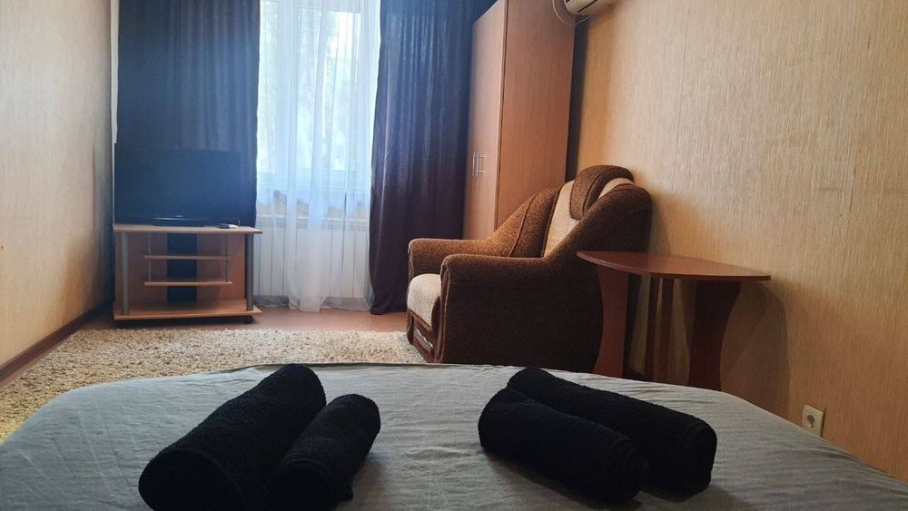 по "ЧАСОВО" 500  по "СУТОЧНО" квартира на Металлургов 21. 250грн.