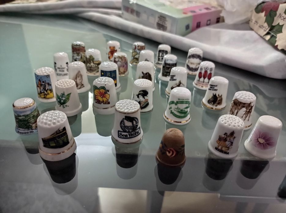 Dedais em cerâmica novos