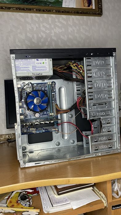 Пк + монітор тягне дота і вот