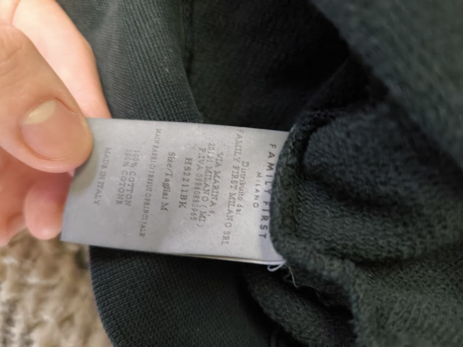 Bluza z kryształkami Family first Wolfpack