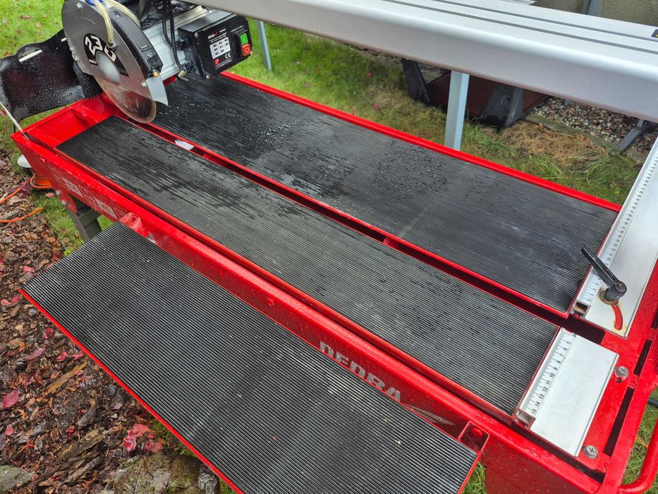 Przecinarka do glazury, DEDRA DED7818 1200W, długość cięcia 920mm