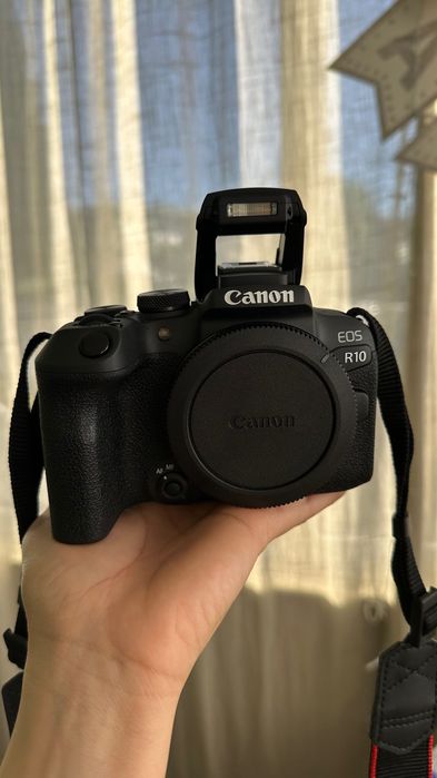 Cânon R10 + 2 lentes + acessório
