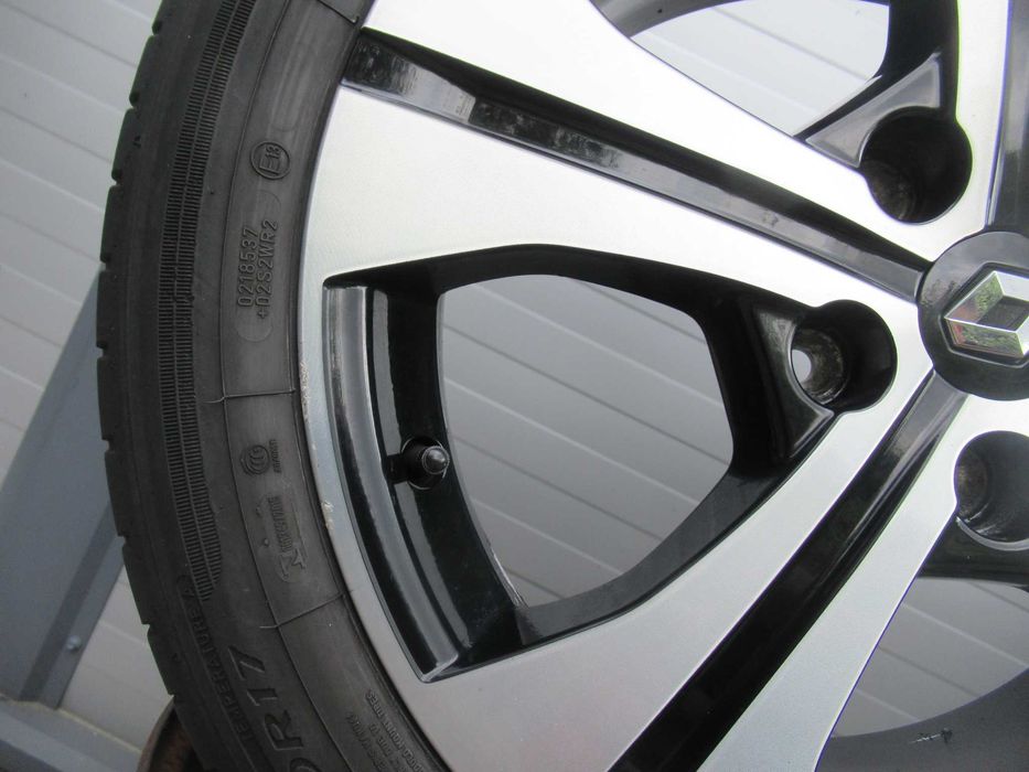 Alu+opony lato R17 Renault Megane 3,4,Scenic 3,Nissan Pulsar,Leaf 4572
