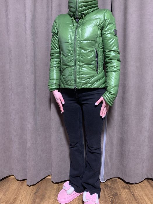 Продам куртку деісезон Armani