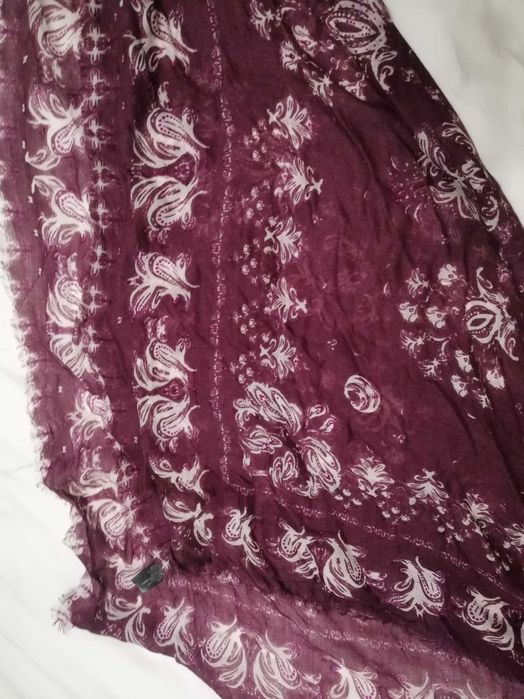 Vendo lenço Massimo Dutti