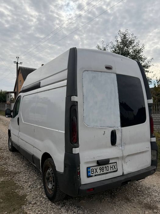Opel Vivaro 1.9 dci Maxi, високий