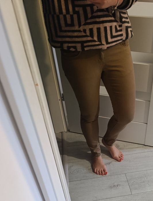 Spodnie brązowe jesienne do kostek Cropp s 36