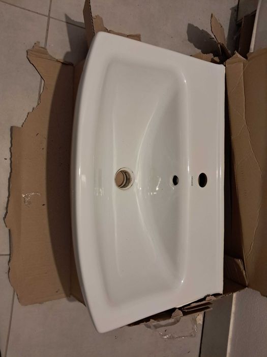Umywalka meblowa Cersanit 60 cm
