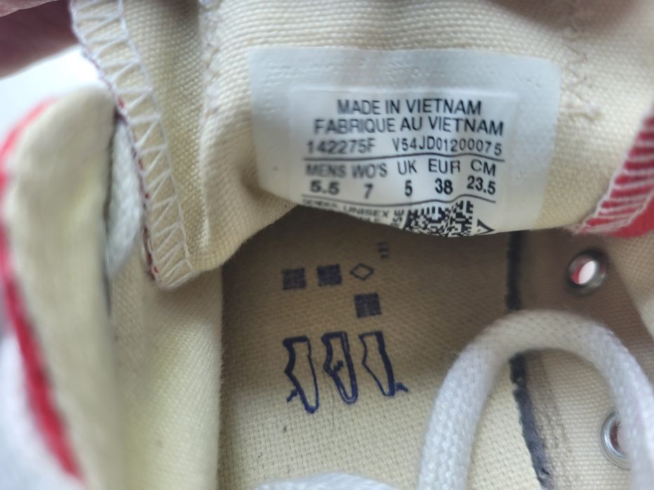 Czerwone Converse r. 38