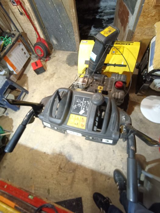 Ospalinowa dsnieżarka Karcher 10hp z rozruchem el.