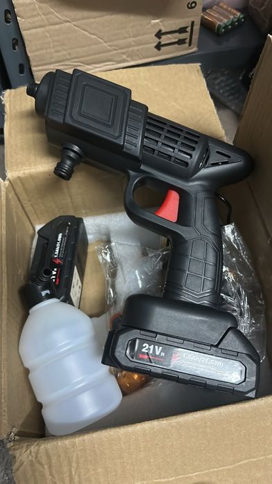 Maquina de pressao a bateria de lítio