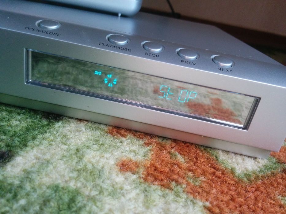 MPEG4/DVD-проигрыватель Xoro HSD 311