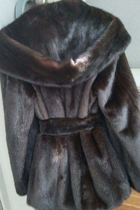 Норковая шуба Греция с капюшоном