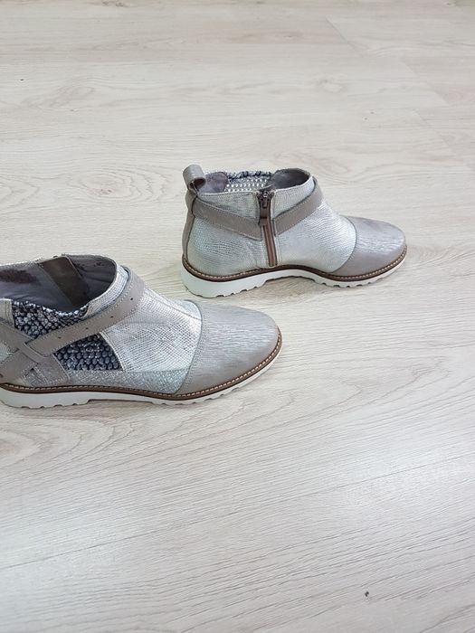 Ażurowe botki Aga skóra naturalna 37