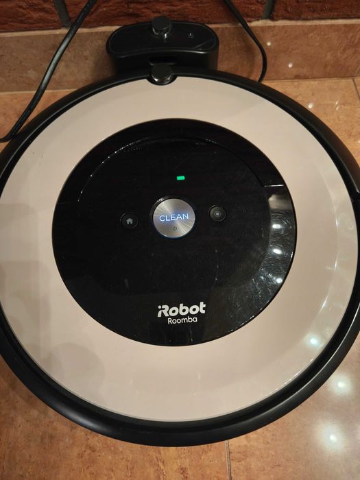 Robot sprzątający IROBOT Roomba e5 (e5152)