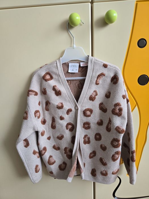 Sweter dziewczęcy Zara 104