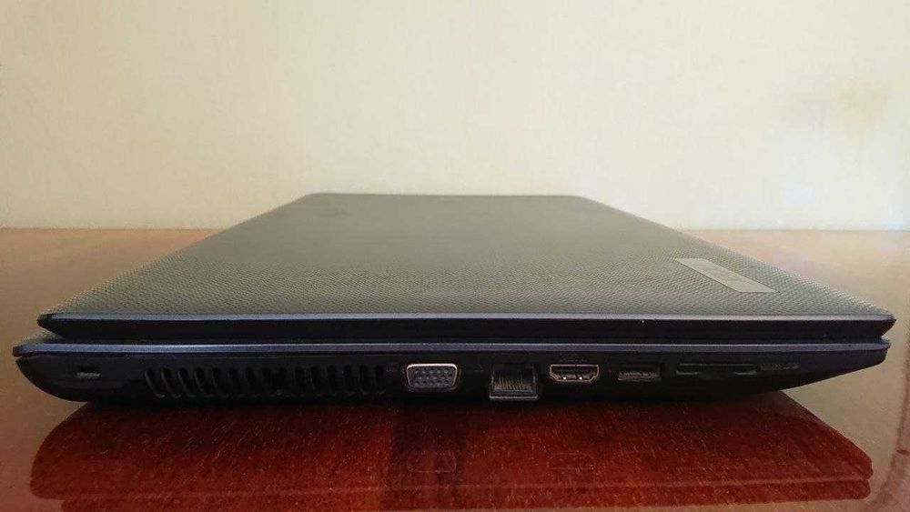 Ноутбук ACER Aspire 7739Z: 17,3”, Pentium P6200, ОЗУ 8Гб, SSD120+HDD 500Гб