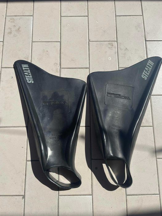 Barbatanas Stealth Medium