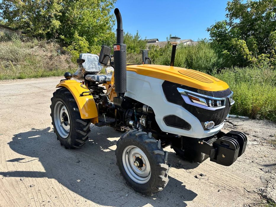 Xingtai 240 LX (жовтий) 24 кінських сил