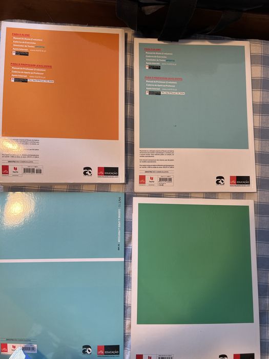 MAT 10 - manuais e cad de exercicios e de apoio ao prof