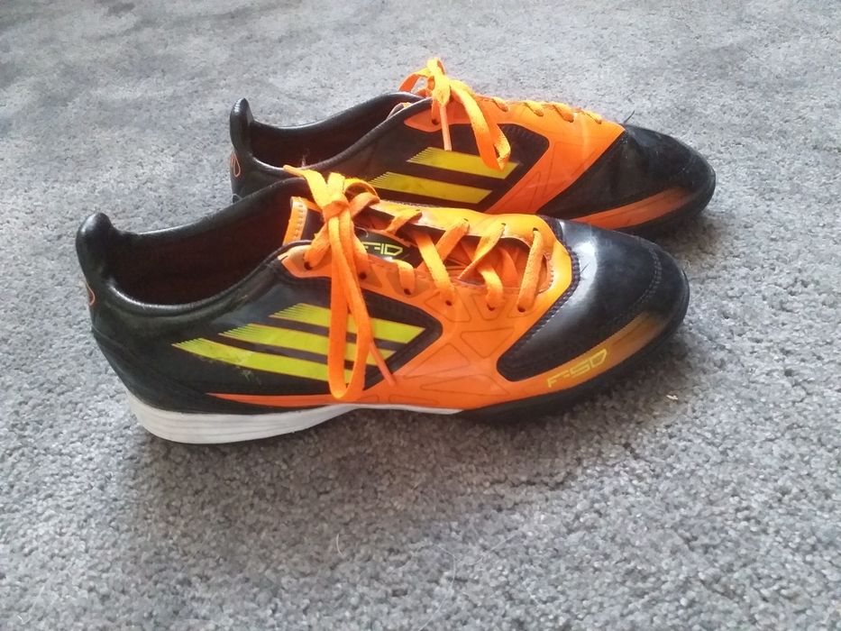 Turfy Adidas F50, rozm. 35