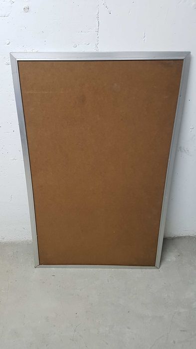 Quadro com moldura em aluminio