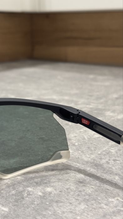 Oakley BXTR – okulary przeciwsłoneczne + pełny zestaw