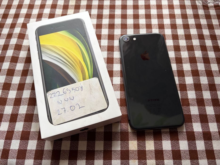 iPhone 8 64GB sprawny