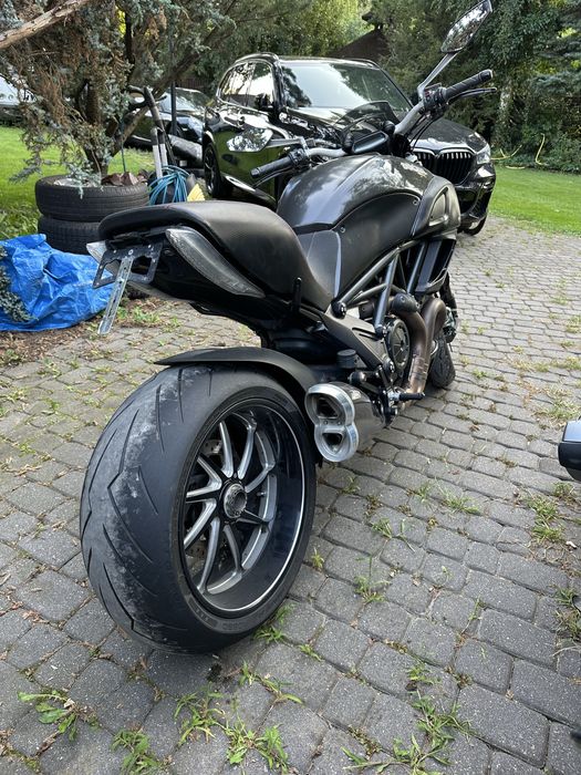 Ducati Diavel Carbon