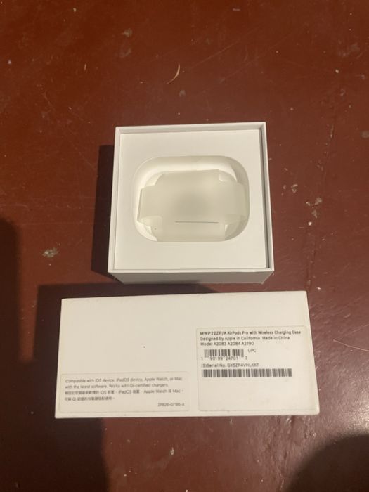 Airpods pro  продам навушники стан гарний