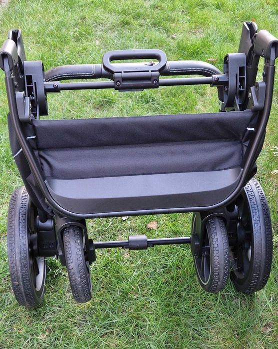 sprzedam wózek CAVOE AXO  2 w 1