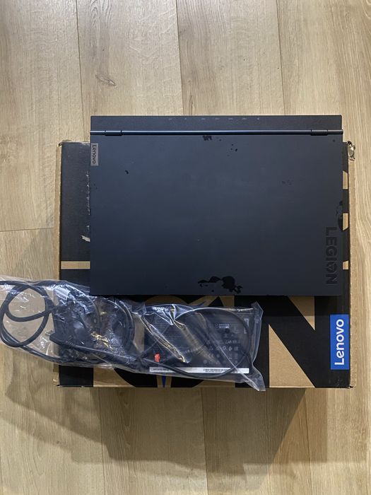 Lenovo Legion 5  16GB Ram i7-10750H GTX 1660 T