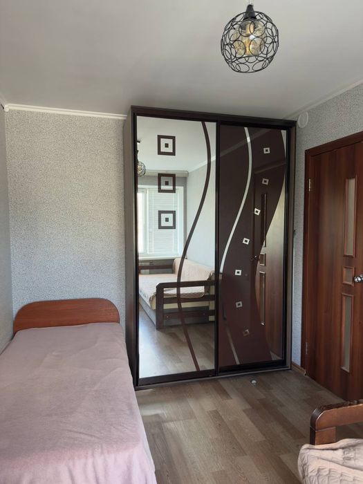 Продаж кімнат у гуртожитку