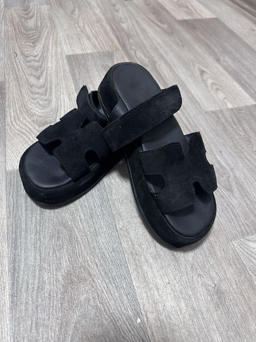 Продам шльопнці жіночі 37р