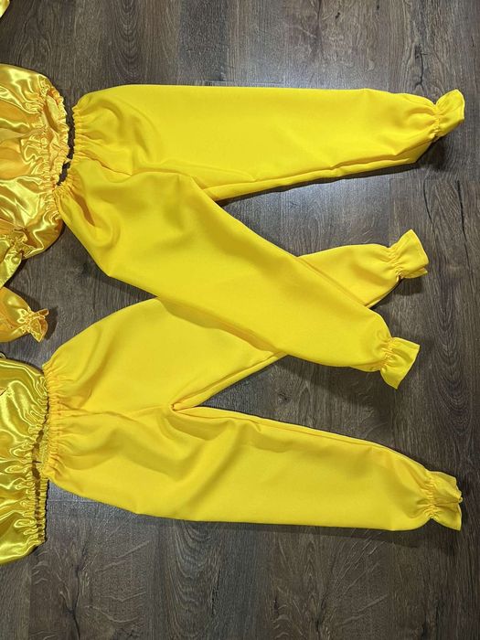 Костюмчик Промінчика, Сонечка весняного 116 розмір (два однакові)