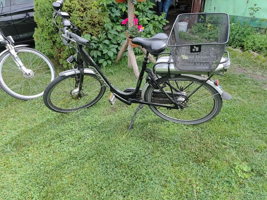 Rower elektryczny  Giant  28 cali