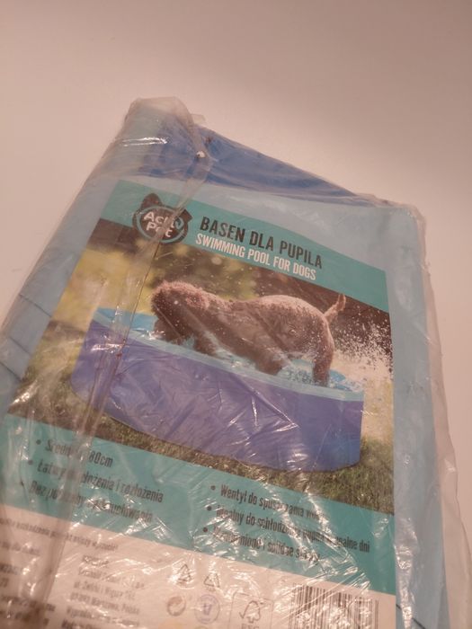 Nowy basen dla pieska