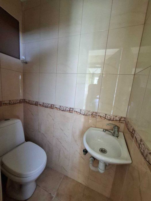 34333 Продам цегляний будинок в Лезнево з ремонтом та приватизованою ділянкою.