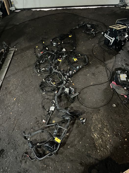 Bolt ev 23 рік проводка салону 42815753.42765244