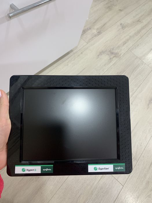 Цифровая фоторамка  Transcend Digital Photo Frame 8 (TS2GPF830B)