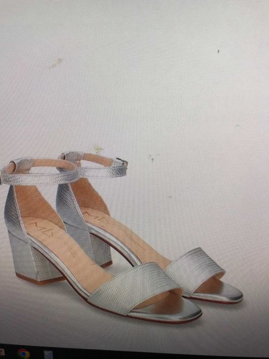 Sandálias prata MLV Shoes (NOVAS)