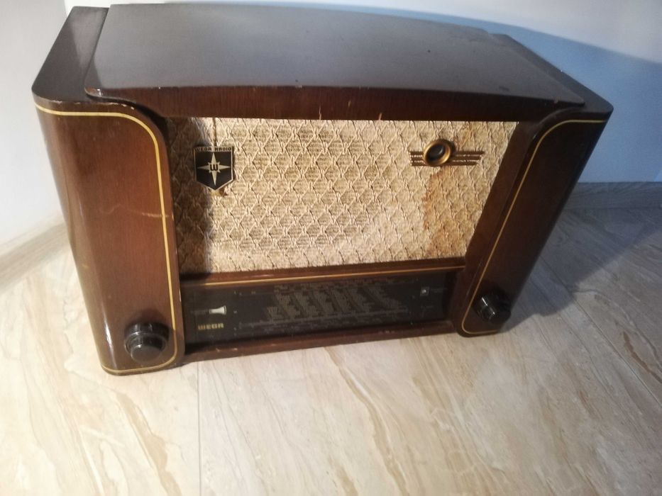Zabytkowe radio WEGA PRL loft vintage