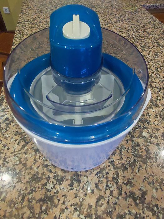 Vendo máquina de fazer gelado silvercrest