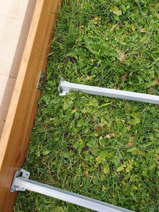 2 ліжка!дерево.160/200 і 90/200