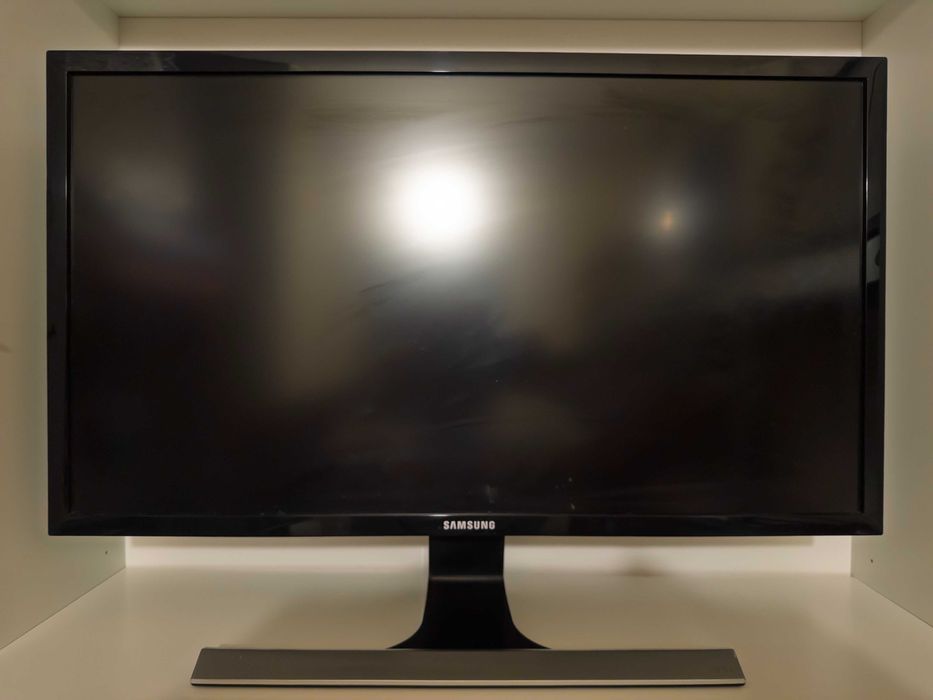 Monitor samsung 27" 4k