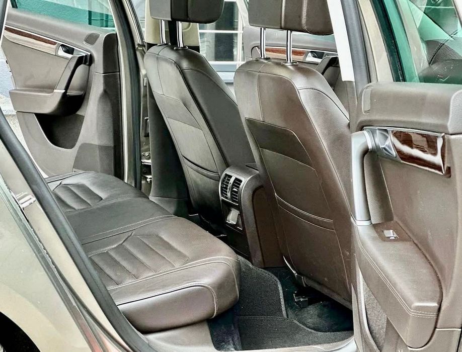 Авто Passat b7 2.0 tdi
